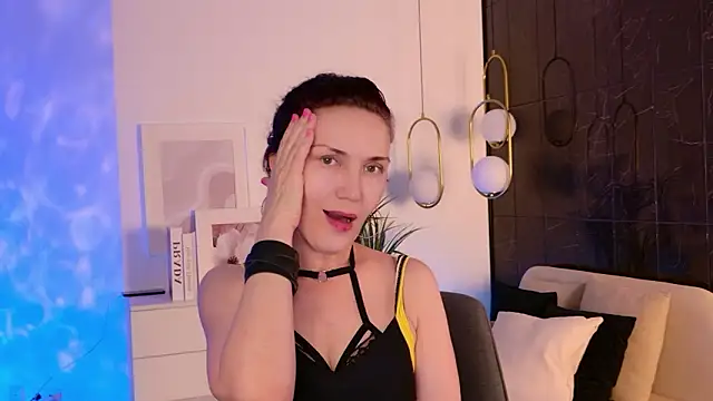 Irene Marlow online show from March 2026 02:11:02 PM