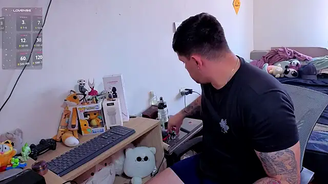 ryden 01 online show from November 2025 04:41:02 PM