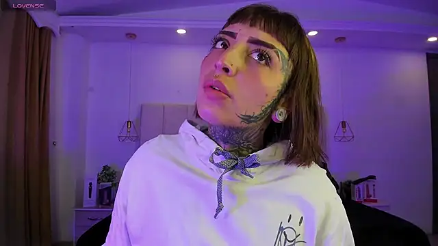 Gyal 8  online show from January 2026 03:08:02 AM