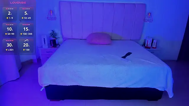 Gyal 8  online show from February 2026 03:54:01 AM