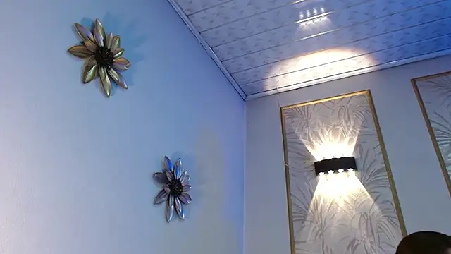 LunaaGrey  online show from October 2025 03:40:01 AM