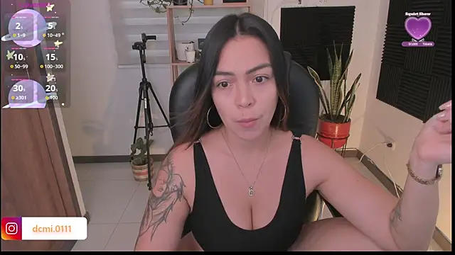 TaniaVelvet online show from November 2025 06:40:02 PM