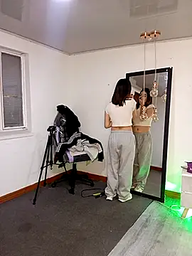 Maddy Rouse1 online show from October 2025 03:50:02 AM