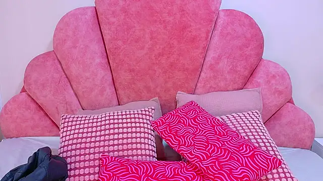 MyApril   online show from April 2026 12:32:02 PM