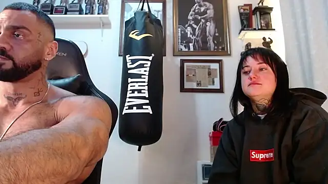 henryhadesflirt online show from April 2026 10:12:01 PM