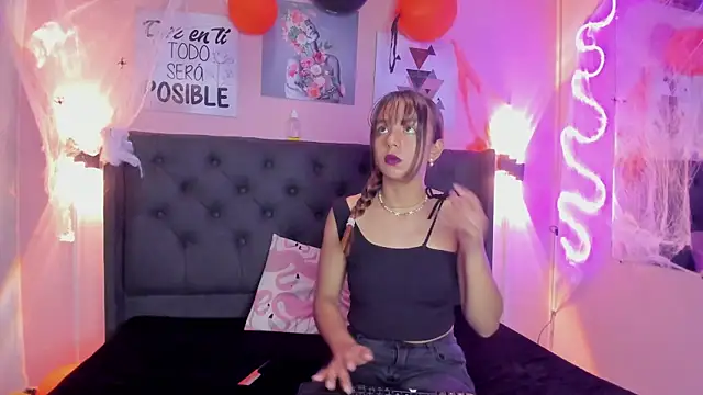 Bluee bombon online show from October 2025 01:15:02 PM