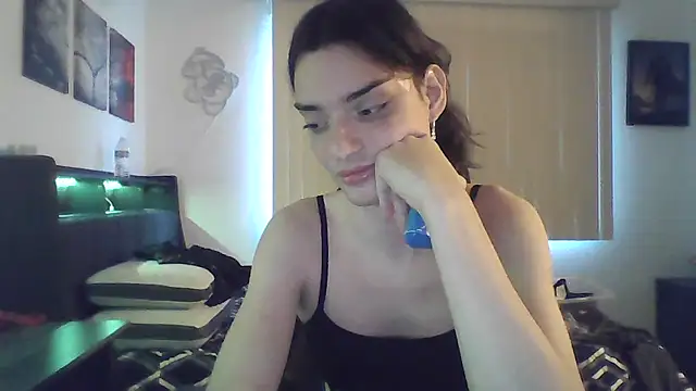 Luna Samosienko online show from September 2025 11:10:02 PM