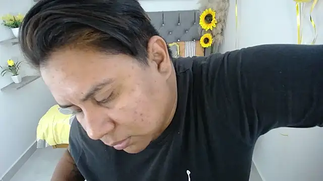 hotlesby valery online show from October 2025 07:11:02 PM