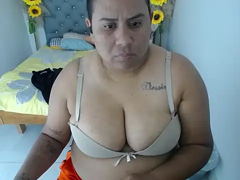 Snapshot of hotlesby_valery chatting on February 2026 08:42:02 PM hotlesby valery online show from February 2026 08:42:02 PM