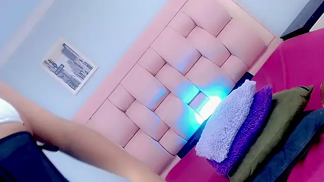 Snapshot of AdharaDaboin chatting on October 2025 05:04:02 AM AdharaDaboin online show from October 2025 05:04:02 AM