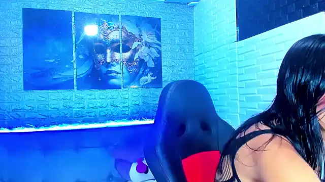 Snapshot of DulceMystery chatting on October 2025 03:51:02 AM DulceMystery online show from October 2025 03:51:02 AM