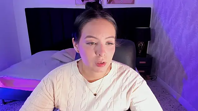 camiladuke7 online show from October 2025 07:42:02 PM