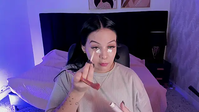 camiladuke7 online show from October 2025 07:47:01 PM