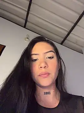 liahouses online show from December 2025 08:49:02 PM