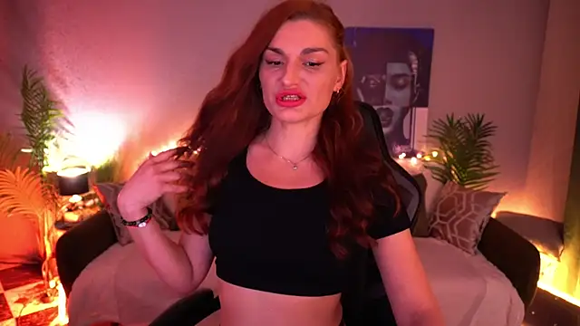 EllaGoldenn online show from March 2026 09:25:01 PM