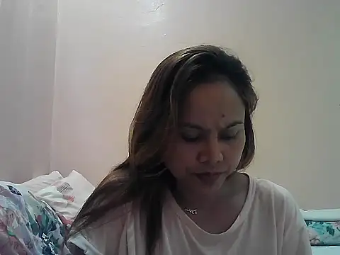 Snapshot of Amarrahlyn chatting on September 2025 05:13:01 AM Amarrahlyn online show from September 2025 05:13:01 AM