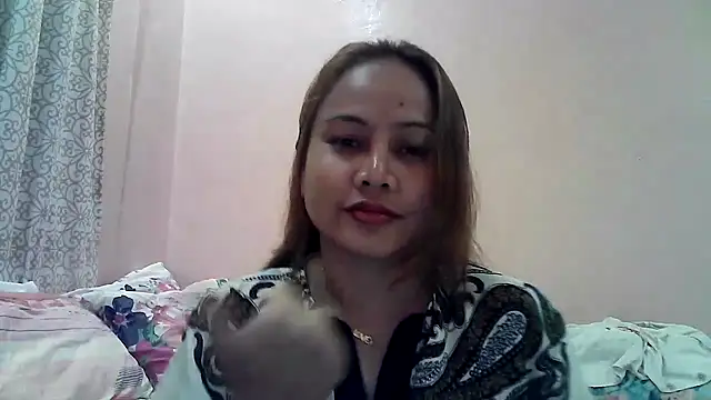 Snapshot of Amarrahlyn chatting on October 2025 10:38:02 AM Amarrahlyn online show from October 2025 10:38:02 AM