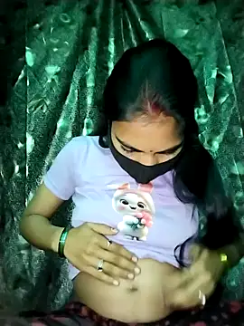 PRACHI-743 online show from April 2026 01:03:01 AM