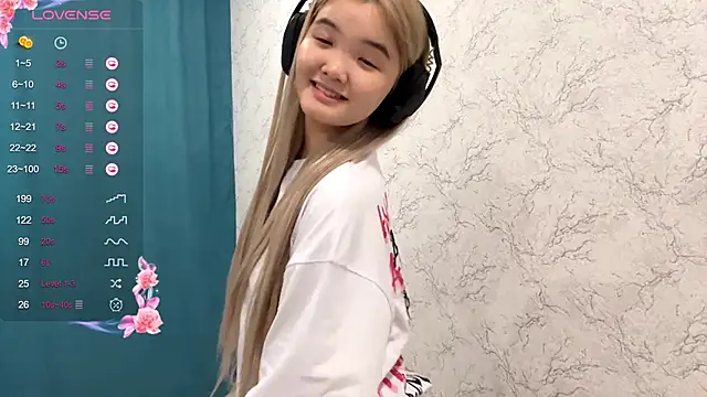 CarolannSide online show from October 2025 05:30:01 AM