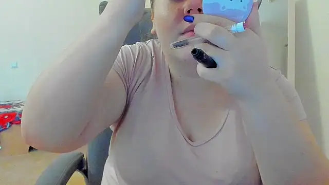 Liza-Mendez online show from November 2025 06:33:01 AM