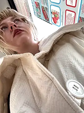 RonnieKiss online show from October 2025 04:22:02 AM