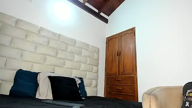 BennBrown online show from October 2025 08:28:01 PM