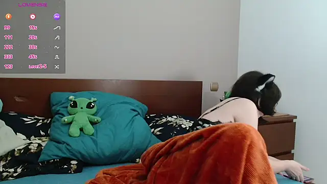 Snapshot of HardNerdVoid chatting on October 2025 08:13:02 PM HardNerdVoid online show from October 2025 08:13:02 PM