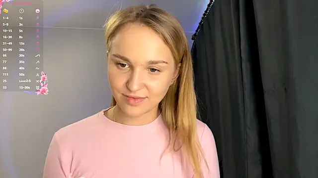 Snapshot of TanekaBoitel chatting on September 2025 11:13:02 AM TanekaBoitel online show from September 2025 11:13:02 AM