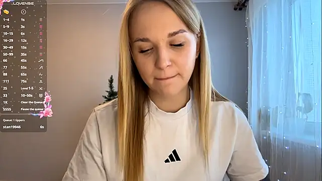 TanekaBoitel online show from January 2026 12:31:01 PM