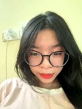 mau15  online show from October 2025 02:11:02 AM