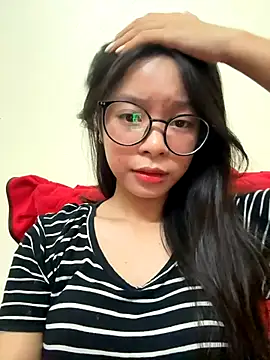 mau15  online show from October 2025 01:29:01 PM