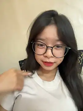 mau15  online show from October 2025 06:25:01 AM