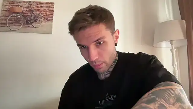 Larsskeet online show from November 2025 12:51:02 PM