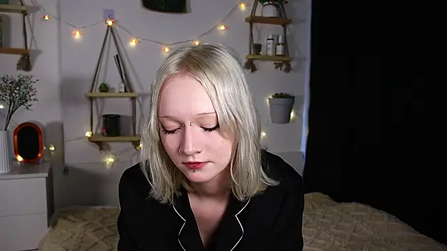 ArcticaRyder online show from October 2025 07:06:01 AM