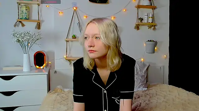 ArcticaRyder online show from November 2025 07:31:02 AM