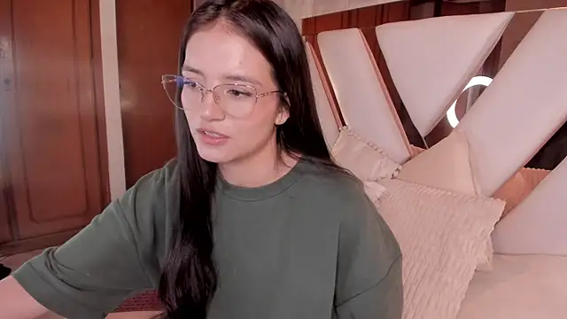 Snapshot of HaathorX chatting on November 2025 06:10:01 PM HaathorX online show from November 2025 06:10:01 PM