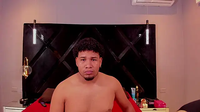 LucasandSasha online show from April 2026 07:31:02 PM