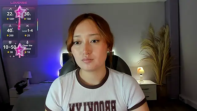 Snapshot of Samara_Hilton_2 chatting on September 2025 07:08:02 PM Samara Hilton 2 online show from September 2025 07:08:02 PM