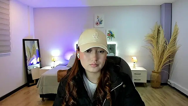 Snapshot of Samara_Hilton_2 chatting on October 2025 07:20:02 PM Samara Hilton 2 online show from October 2025 07:20:02 PM