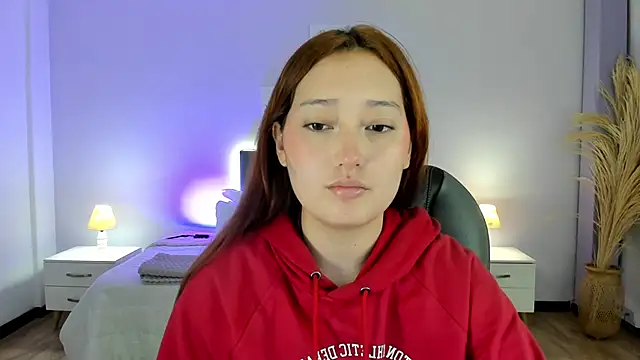 Snapshot of Samara_Hilton_2 chatting on October 2025 07:24:02 PM Samara Hilton 2 online show from October 2025 07:24:02 PM