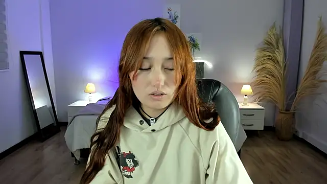 Snapshot of Samara_Hilton_2 chatting on October 2025 07:24:02 PM Samara Hilton 2 online show from October 2025 07:24:02 PM