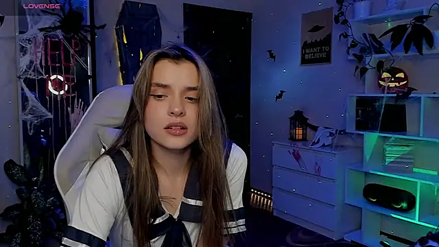 CharmingVixen online show from October 2025 07:51:01 PM