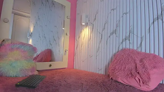 Missdionne curly online show from November 2025 11:11:01 AM