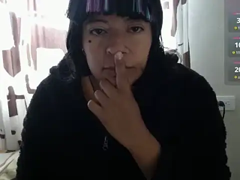 Acelinrose online show from April 2026 02:56:01 PM