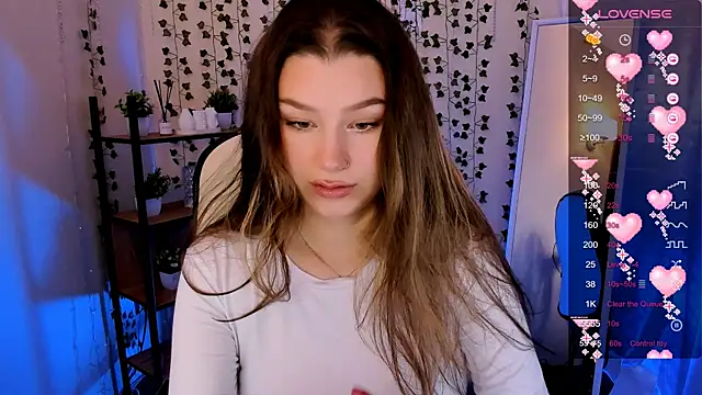 Snapshot of LinaBlossom_ chatting on July 2026 05:21:02 AM LinaBlossom online show from July 2026 05:21:02 AM