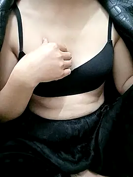 Norah-h online show from December 2025 02:01:02 PM