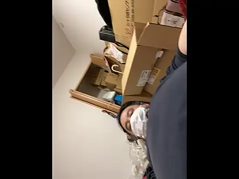 Snapshot of mino_bitter chatting on October 2025 11:21:01 AM mino bitter online show from October 2025 11:21:01 AM