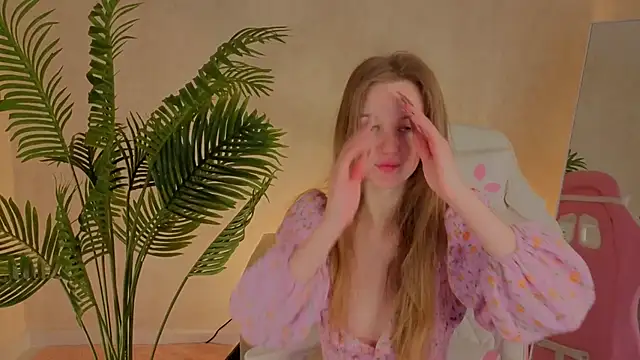 kianawhite online show from November 2025 01:50:02 AM