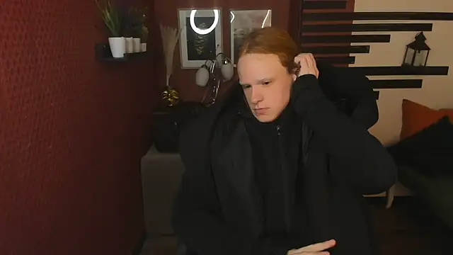 ChloeValentinee online show from November 2025 11:00:01 AM