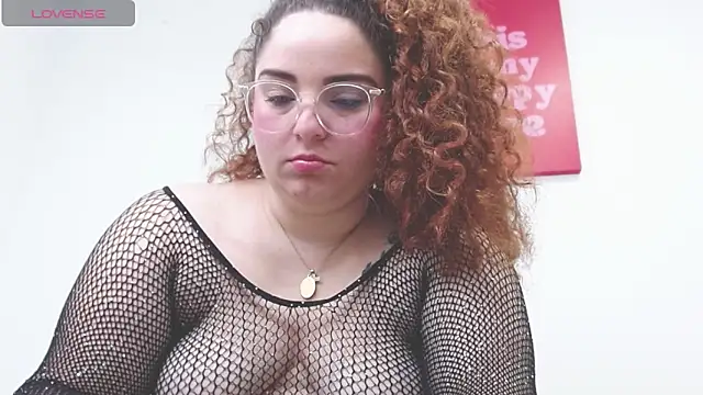 AmandaaWats online show from April 2026 10:20:02 AM